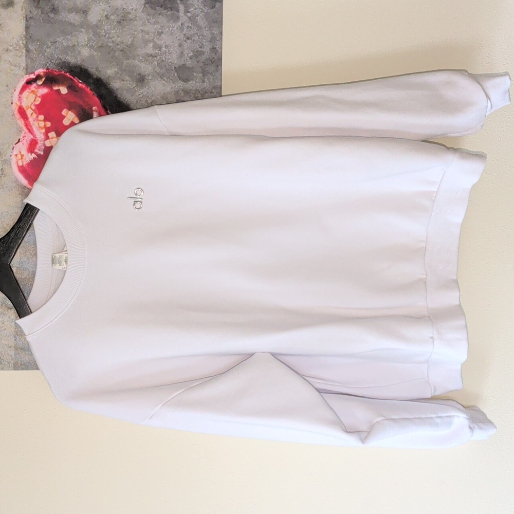Alo Yoga Crew Neck Pullover